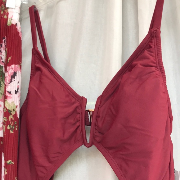 Shade&shore swimsuit combo - Picture 2 of 12